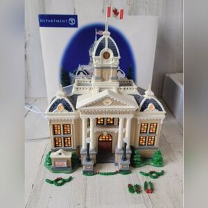 Departmenr 56 Village Town Hall Christmas Village House